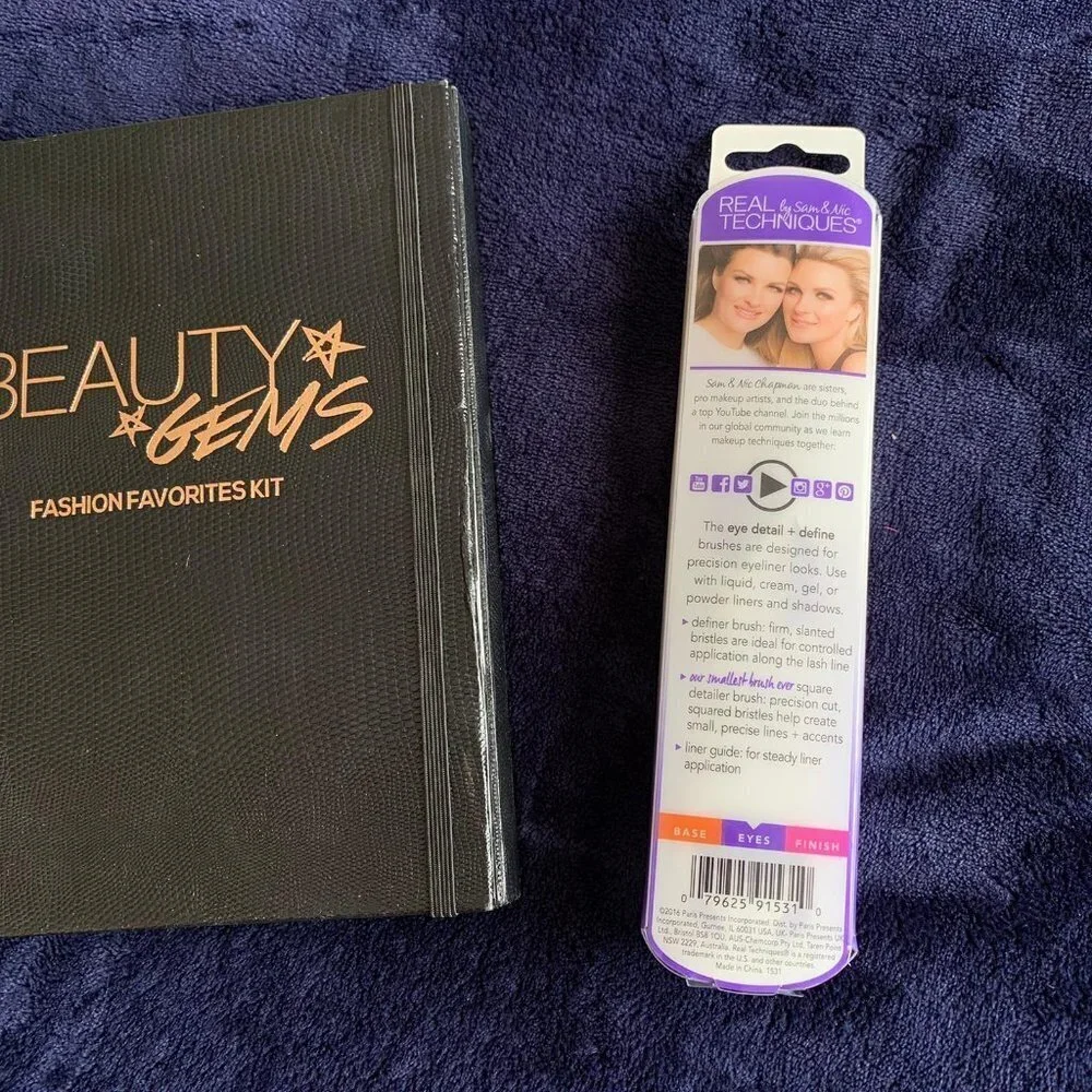 Beauty Gems Fashion Favorites Eyeshadow Pallete